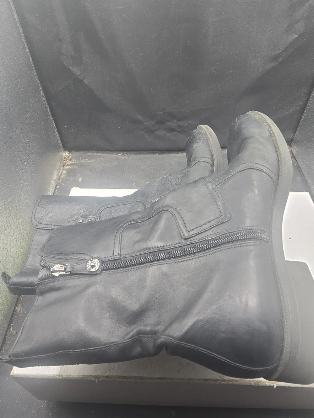 Angelina Black Leather Men’s Chukka Boots